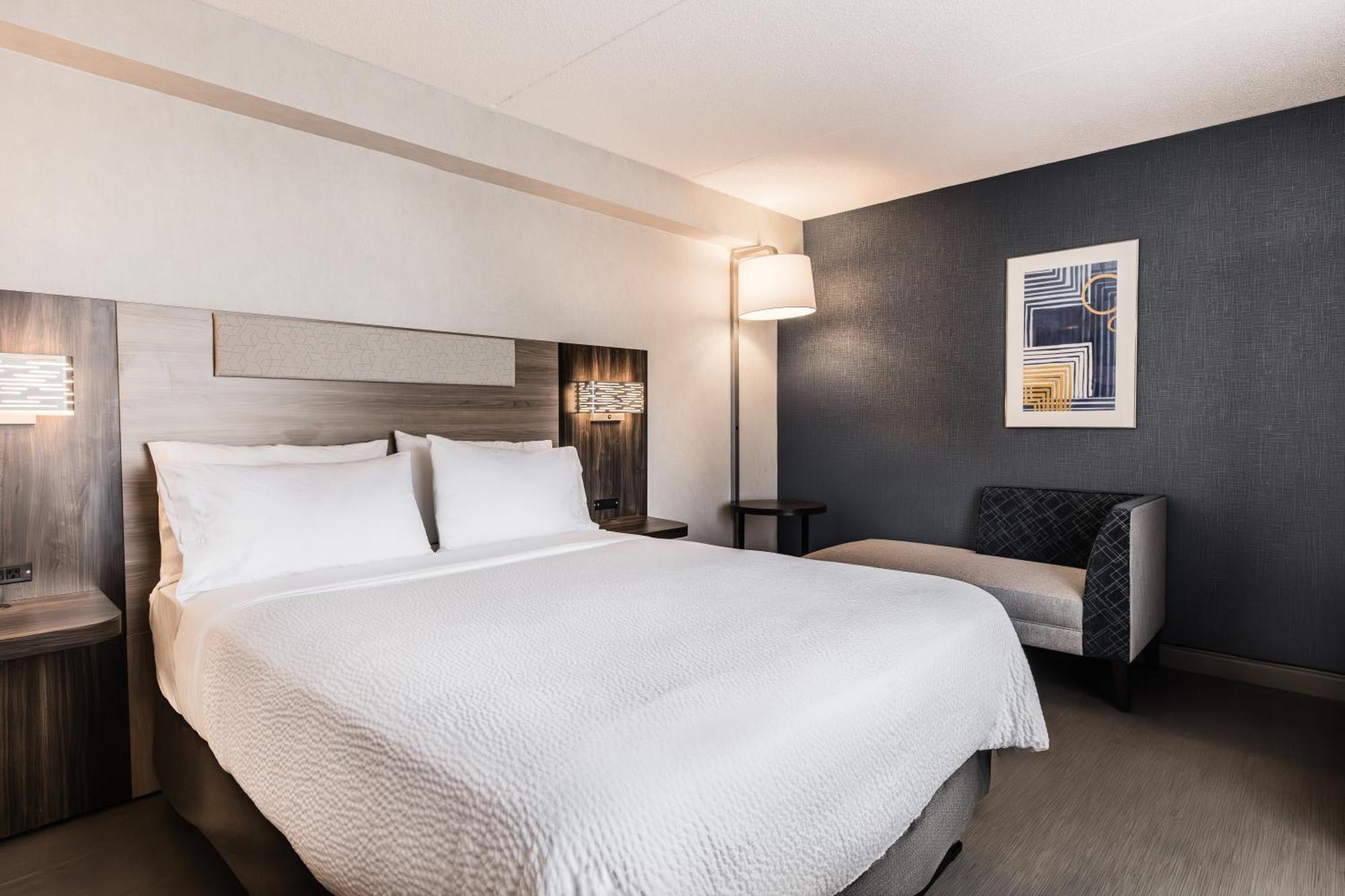 Holiday Inn Express Toronto-North York By Ihg Экстерьер фото